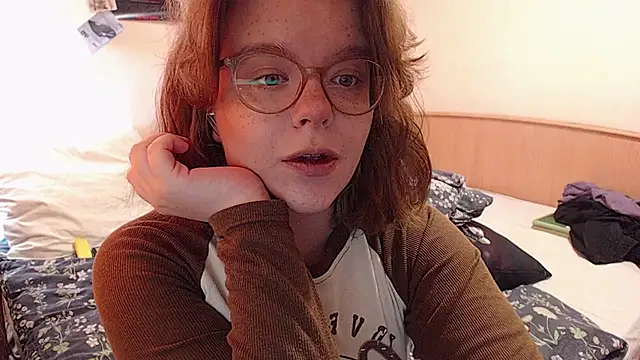 Snapshot of Chmiri_cb chatting on September 17, 2025, 7:21 am Chmiri cb online show from September 17, 2025, 7:21 am