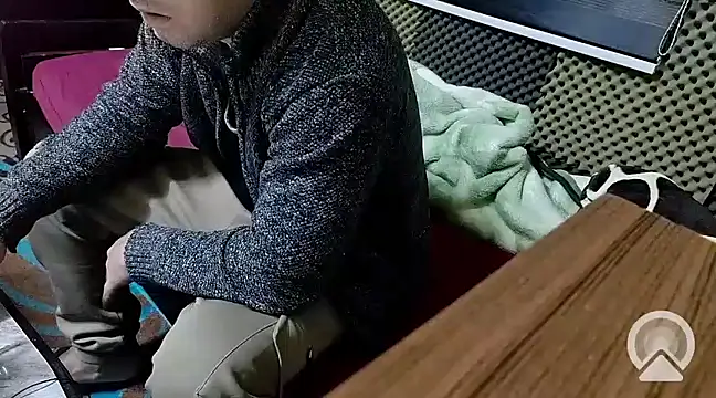 Arabeyes online show from March 3, 2025, 11:14 pm