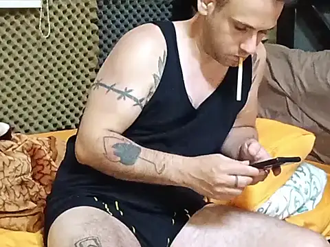 Arabeyes online show from September 9, 2025, 9:42 am