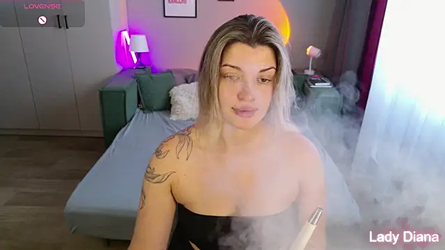 LancasterLady online show from October 14, 2025, 10:16 am