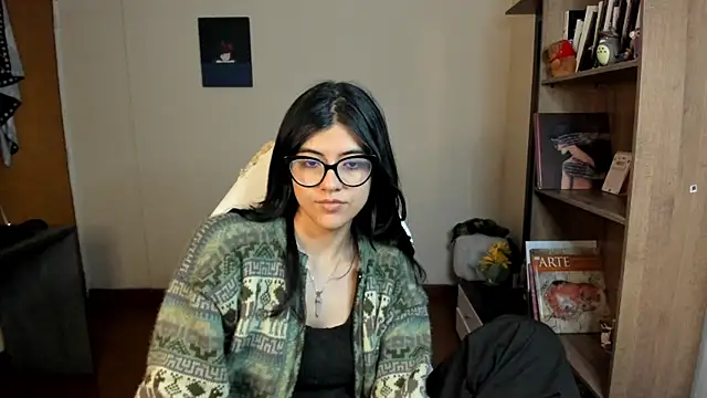 Snapshot of valerie__skyy chatting on March 4, 2025, 2:17 am valerie skyy online show from March 4, 2025, 2:17 am