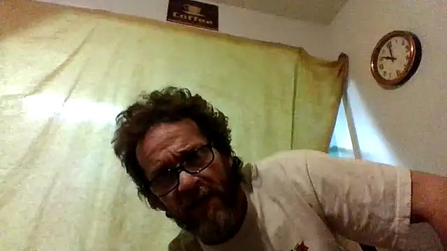 Woodywoodsup1 online show from December 14, 2025, 11:31 pm