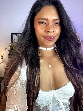 Alliz Collette online show from December 4, 2025, 12:53 am