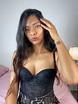 Alliz Collette online show from May 14, 2026, 9:27 am