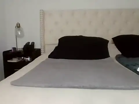 VestaValstar online show from March 6, 2026, 12:18 am