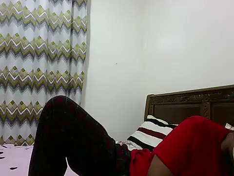 sexy  candyy online show from June 18, 2026, 7:29 pm