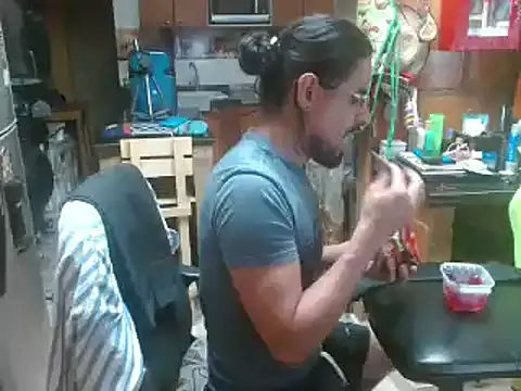 Snapshot of Dr_Pocholate84 chatting on January 10, 2025, 4:22 am Dr Pocholate84 online show from January 10, 2025, 4:22 am