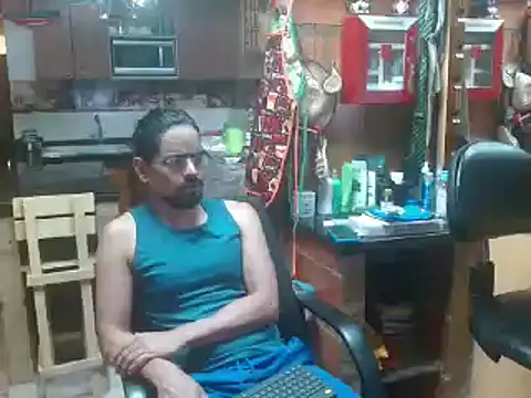 Snapshot of Dr_Pocholate84 chatting on January 18, 2025, 7:26 pm Dr Pocholate84 online show from January 18, 2025, 7:26 pm