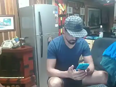 Snapshot of Dr_Pocholate84 chatting on January 22, 2025, 12:59 am Dr Pocholate84 online show from January 22, 2025, 12:59 am