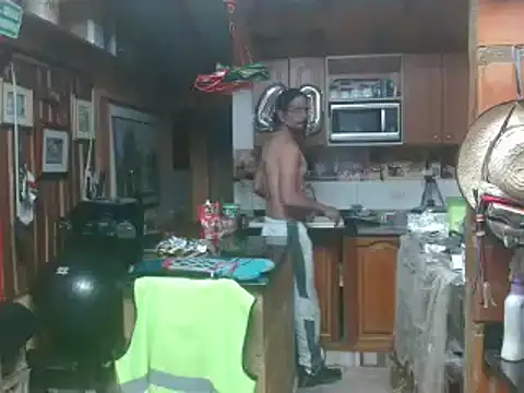 Snapshot of Dr_Pocholate84 chatting on February 1, 2025, 2:26 am Dr Pocholate84 online show from February 1, 2025, 2:26 am