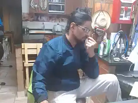 Snapshot of Dr_Pocholate84 chatting on February 25, 2025, 3:31 am Dr Pocholate84 online show from February 25, 2025, 3:31 am