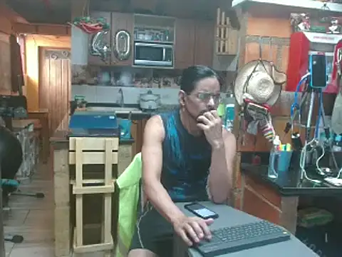 Snapshot of Dr_Pocholate84 chatting on February 26, 2025, 9:05 pm Dr Pocholate84 online show from February 26, 2025, 9:05 pm