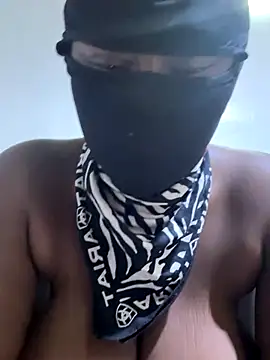 sweet1111 online show from September 10, 2025, 10:43 pm