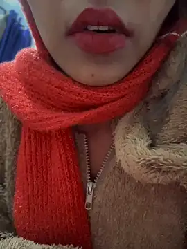 PARI Hun online show from December 14, 2024, 6:52 pm