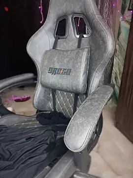 PARI Hun online show from February 5, 2025, 1:58 am