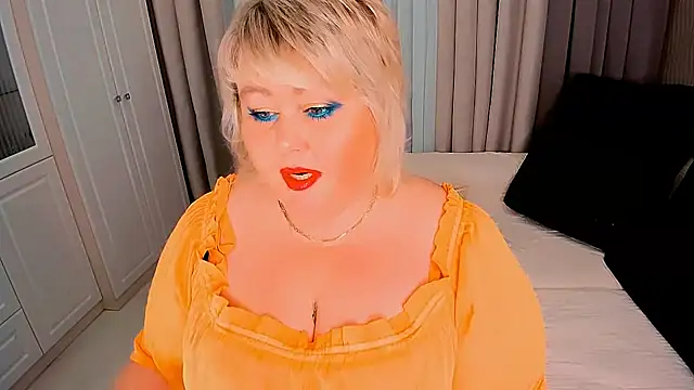BIGTITSBBW online show from February 5, 2025, 7:20 pm