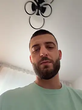 ElChapoGuzman95 online show from February 12, 2026, 10:43 am