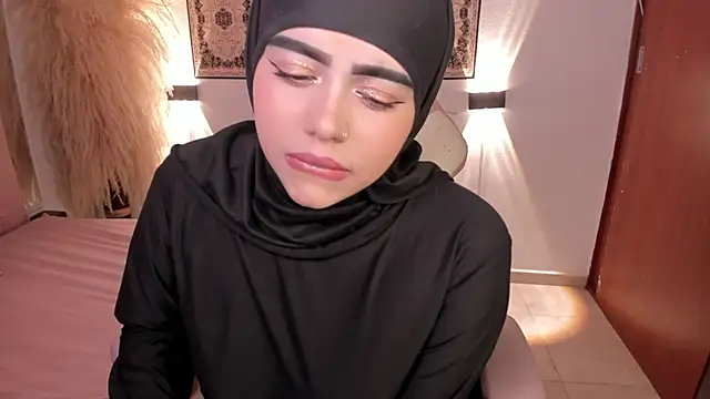 Snapshot of shayla_18 chatting on January 28, 2025, 7:42 pm shayla 18 online show from January 28, 2025, 7:42 pm