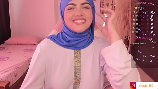 Snapshot of shayla_18 chatting on February 28, 2025, 8:50 pm shayla 18 online show from February 28, 2025, 8:50 pm