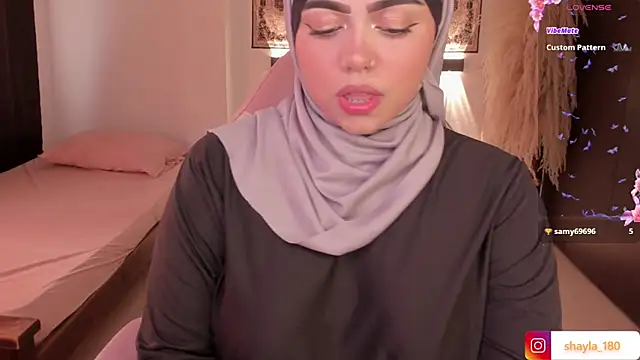 Snapshot of shayla_18 chatting on March 22, 2025, 10:04 pm shayla 18 online show from March 22, 2025, 10:04 pm