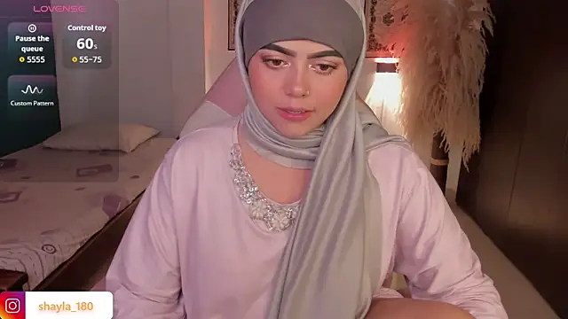 Snapshot of shayla_18 chatting on January 5, 2026, 9:07 pm shayla 18 online show from January 5, 2026, 9:07 pm