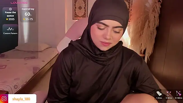 Snapshot of shayla_18 chatting on January 6, 2026, 7:50 pm shayla 18 online show from January 6, 2026, 7:50 pm