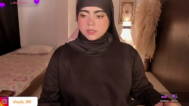 Snapshot of shayla_18 chatting on February 6, 2026, 8:56 pm shayla 18 online show from February 6, 2026, 8:56 pm