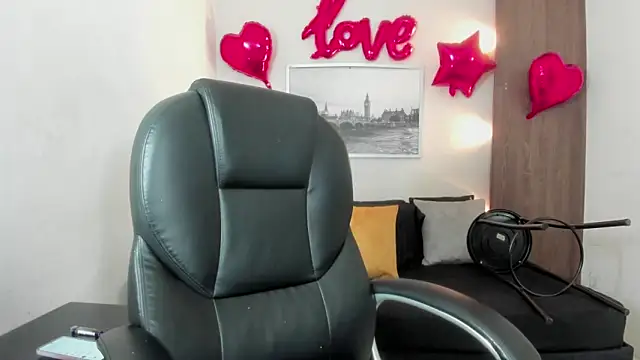 Cheryl JONES online show from March 20, 2026, 6:40 am