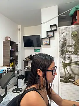  alabina  online show from January 7, 2026, 3:25 pm