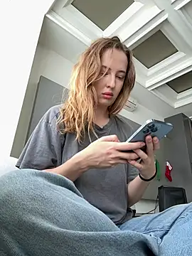 Nura n Sarah online show from February 27, 2026, 5:18 am