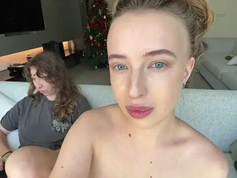 Nura n Sarah online show from March 12, 2026, 5:13 am