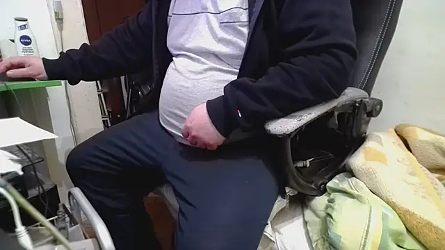 tipko123 online show from October 9, 2025, 6:17 pm