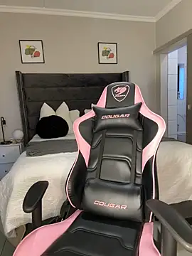 Snapshot of Neelo-Smith chatting on February 12, 2025, 3:51 am Neelo-Smith online show from February 12, 2025, 3:51 am