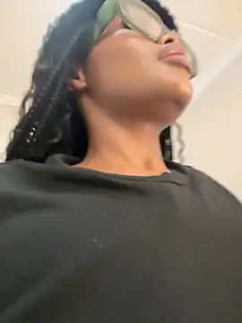 Snapshot of Neelo-Smith chatting on February 23, 2025, 9:59 pm Neelo-Smith online show from February 23, 2025, 9:59 pm