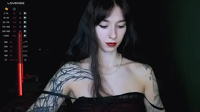 Snapshot of JillVerdon chatting on May 4, 2026, 7:43 pm JillVerdon online show from May 4, 2026, 7:43 pm