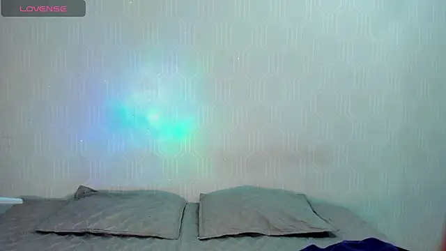 TATIANA LOPEZ19 online show from September 15, 2025, 8:42 pm