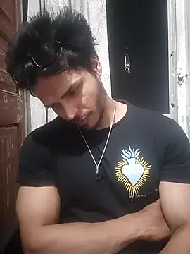 Snapshot of rounakhunk chatting on April 30, 2026, 6:58 pm rounakhunk online show from April 30, 2026, 6:58 pm