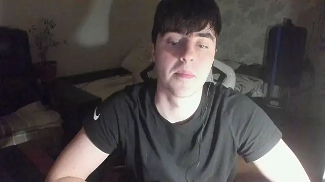 Snapshot of Knuckles17 chatting on December 22, 2025, 12:51 am Knuckles17 online show from December 22, 2025, 12:51 am