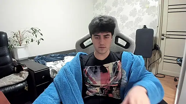 Snapshot of Knuckles17 chatting on February 16, 2026, 8:27 pm Knuckles17 online show from February 16, 2026, 8:27 pm