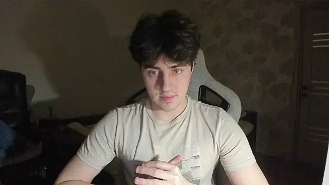 Snapshot of Knuckles17 chatting on March 28, 2026, 5:12 pm Knuckles17 online show from March 28, 2026, 5:12 pm