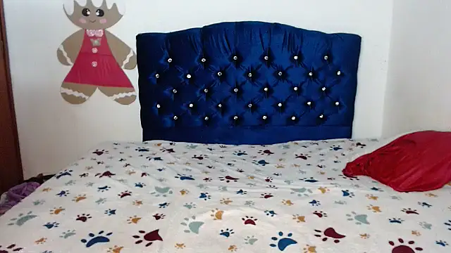 69liamilk69 online show from November 21, 2025, 4:33 am