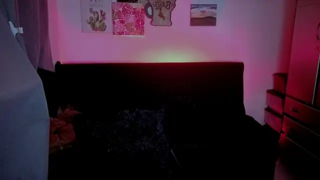 joan-star online show from December 4, 2025, 10:13 am