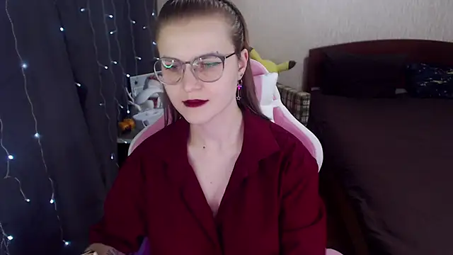 MissBrightShine online show from February 14, 2025, 3:47 pm