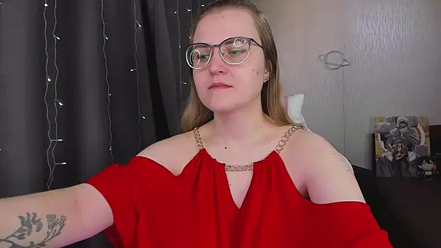 MissBrightShine online show from April 11, 2026, 12:09 pm