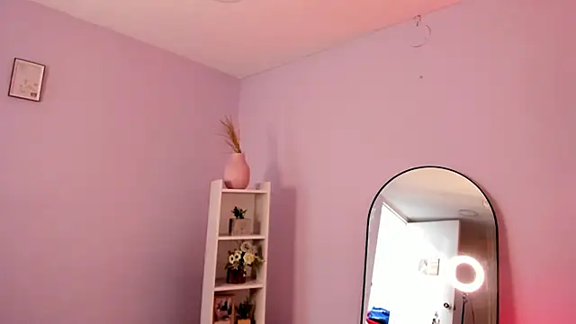  aish a  online show from March 13, 2025, 7:06 pm