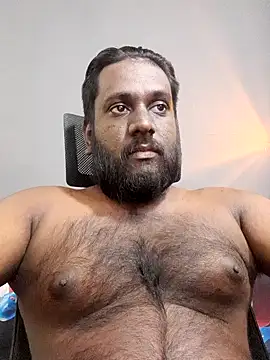 Rayansmith  online show from March 8, 2025, 5:28 am