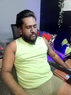 Rayansmith  online show from October 14, 2025, 9:59 pm