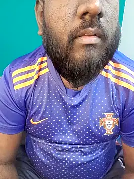 Rayansmith  online show from February 28, 2026, 10:33 pm