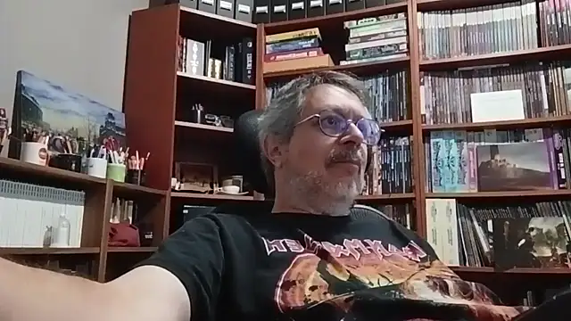 Snapshot of Mandra_is_a_whore chatting on September 27, 2025, 5:40 pm Mandra is a whore online show from September 27, 2025, 5:40 pm