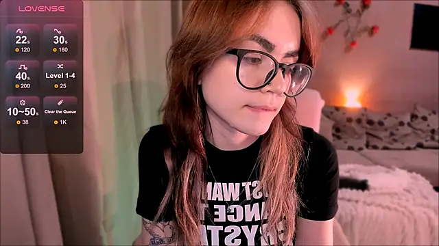 Snapshot of _selectrra chatting on November 15, 2025, 8:38 pm selectrra online show from November 15, 2025, 8:38 pm